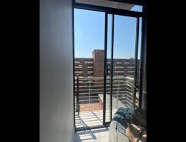 2 BEDROOM PROPERTY TO RENT IN BROOKLYN
